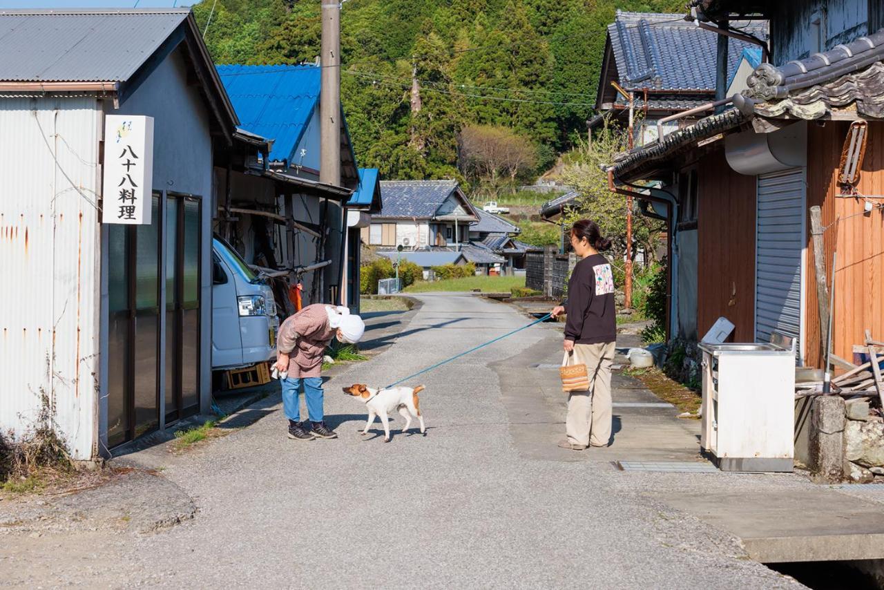 ジビエと田舎暮らしの宿 ヌックスキッチン Japanese Game Meat Cuisine & Lodge Nook'S Kitchen Kami (Kochi) Exterior foto